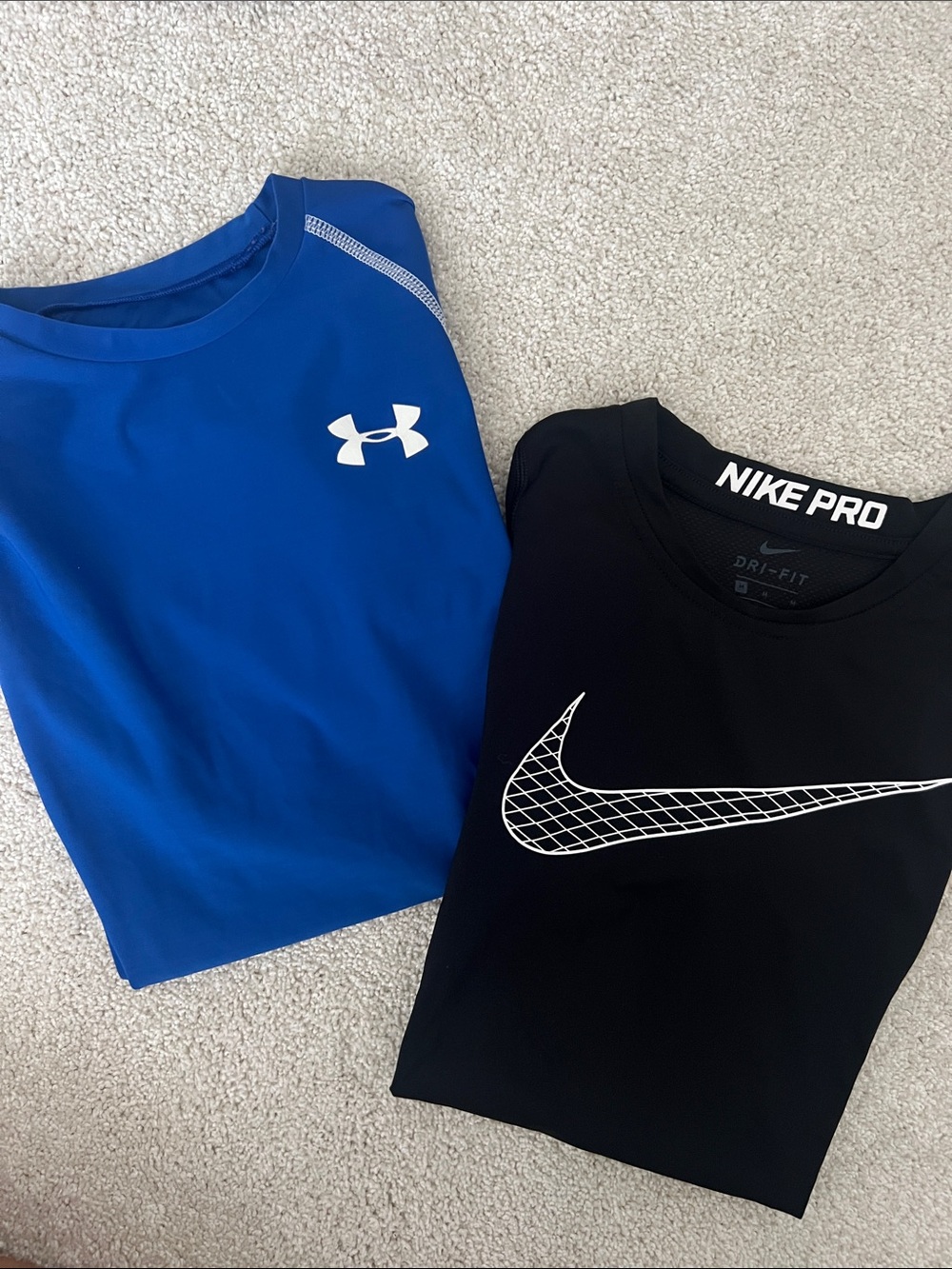 Nike & Under Armour Shirt Set